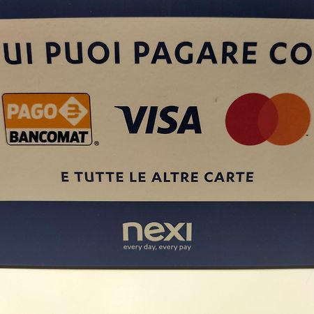 L'Arnia Apartment Napoli Bagian luar foto