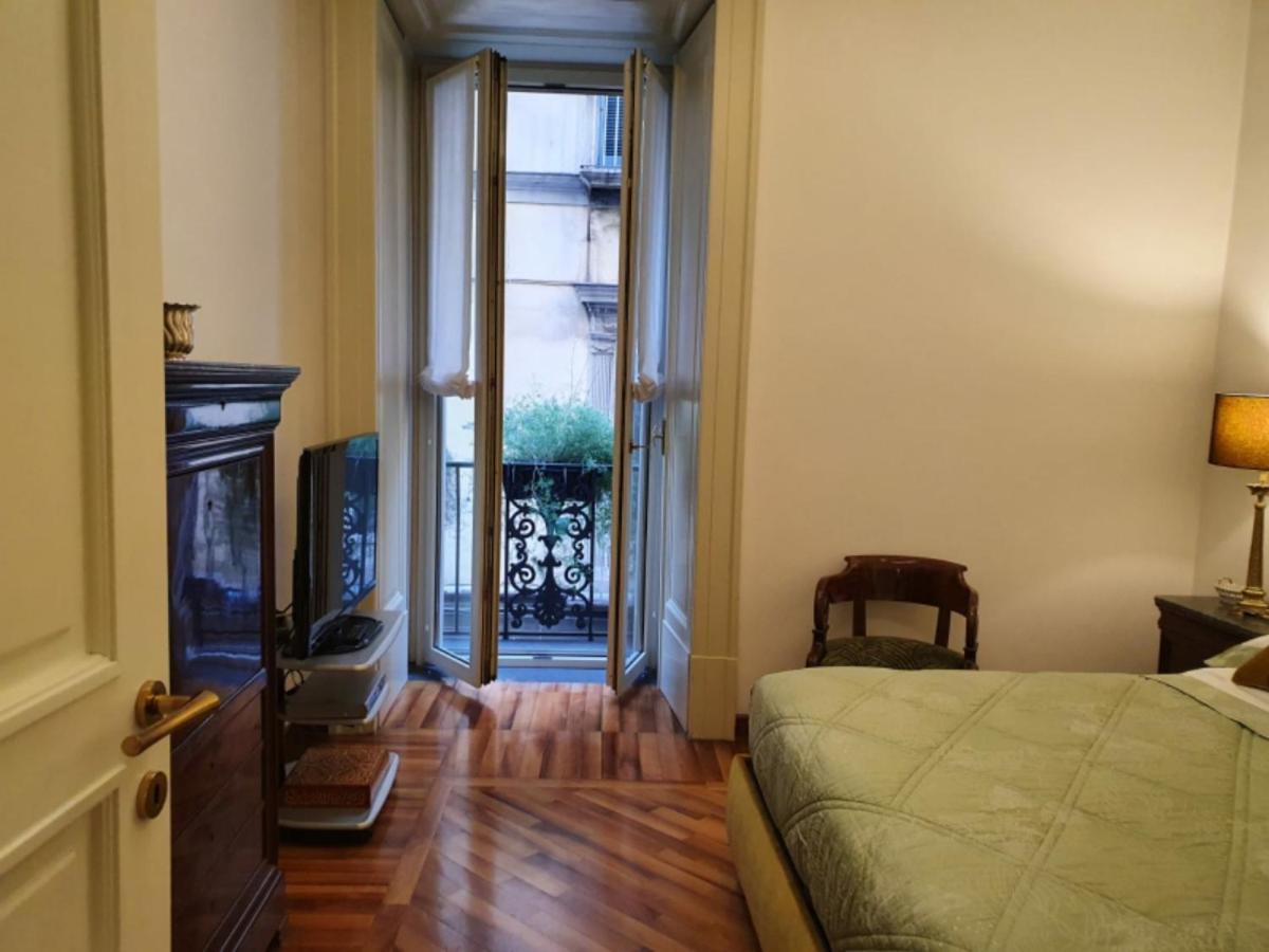 L'Arnia Apartment Napoli Bagian luar foto