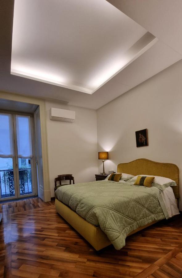 L'Arnia Apartment Napoli Bagian luar foto