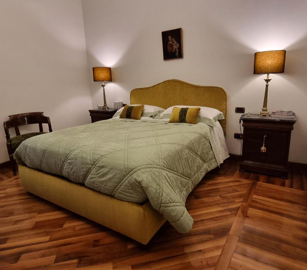 L'Arnia Apartment Napoli Bagian luar foto